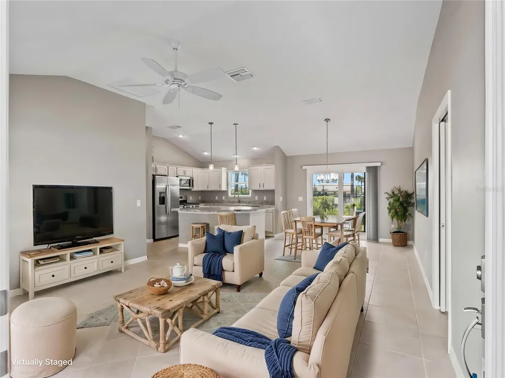 2816 NAVY HILL CIRCLE The Villages, FL 32163