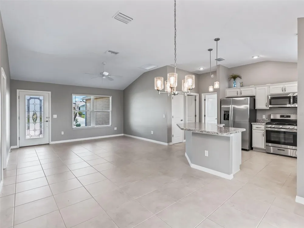 2816 NAVY HILL CIRCLE The Villages, FL 32163