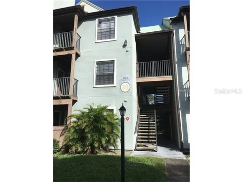224 AFTON SQUARE #304