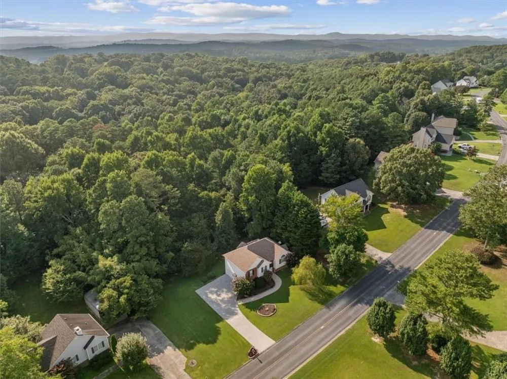 130 Orchard Way SE Calhoun, GA 30701