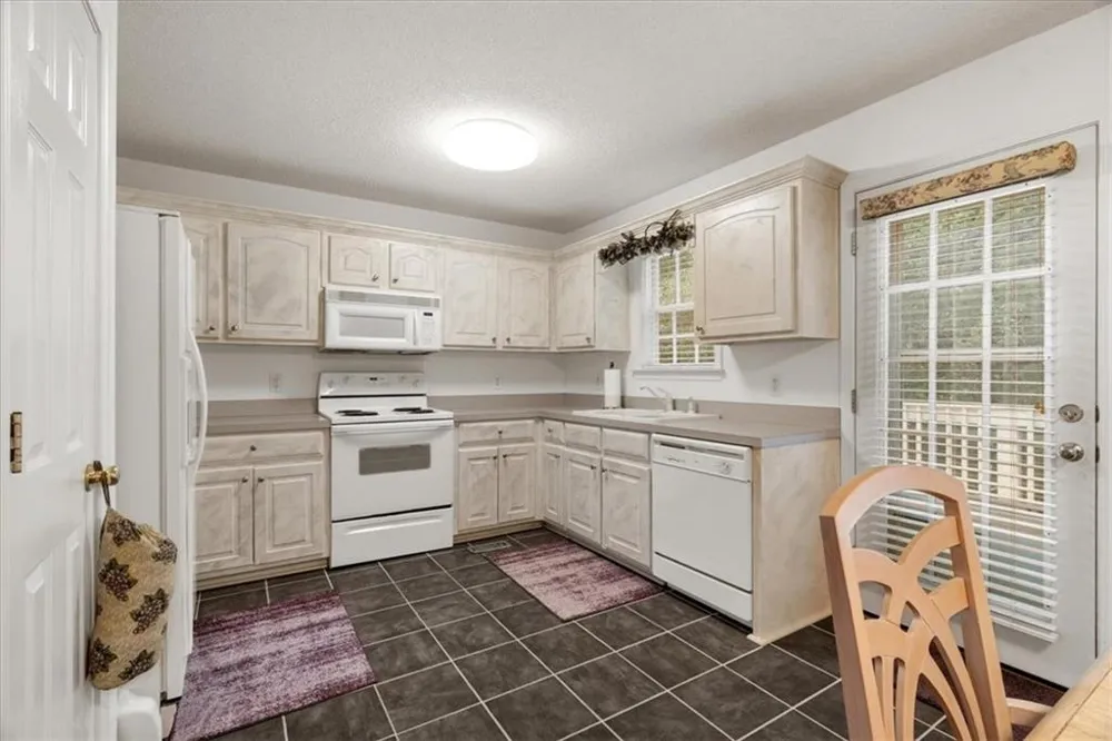 130 Orchard Way SE Calhoun, GA 30701