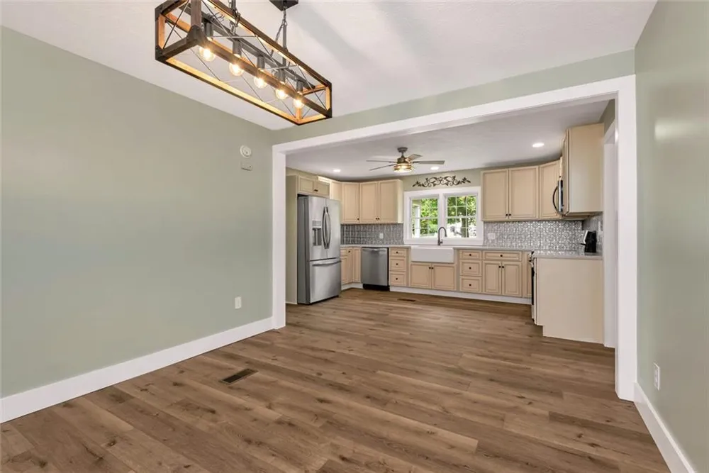 1707 Buena Vista Drive Toccoa, GA 30577