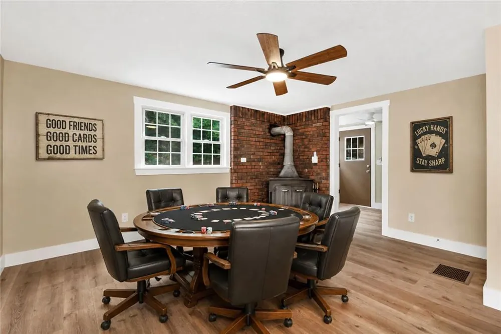 1707 Buena Vista Drive Toccoa, GA 30577