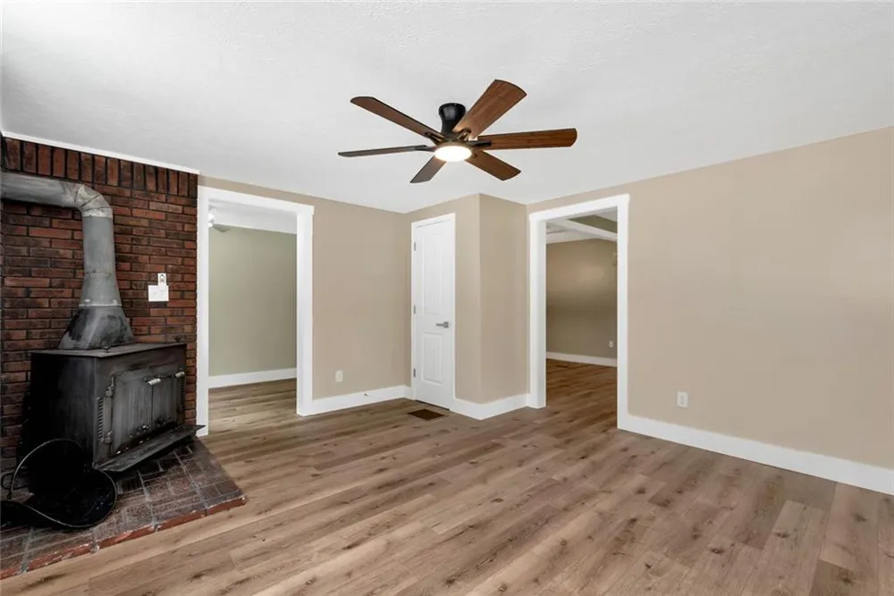 1707 Buena Vista Drive Toccoa, GA 30577