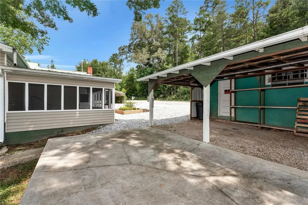 1707 Buena Vista Drive Toccoa, GA 30577
