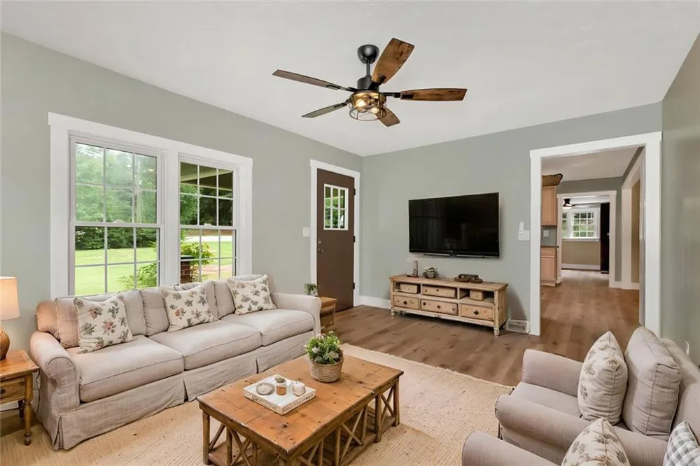 1707 Buena Vista Drive Toccoa, GA 30577