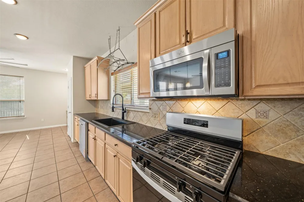 21207 Wickton Lane Humble, TX 77338