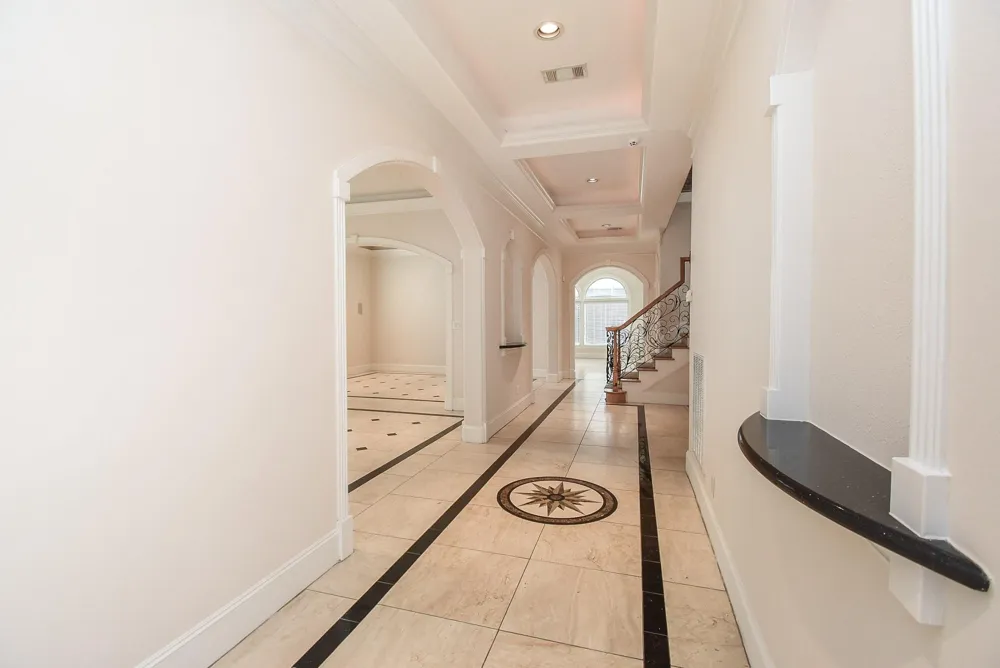 3213 Mcculloch Circle Houston, TX 77056