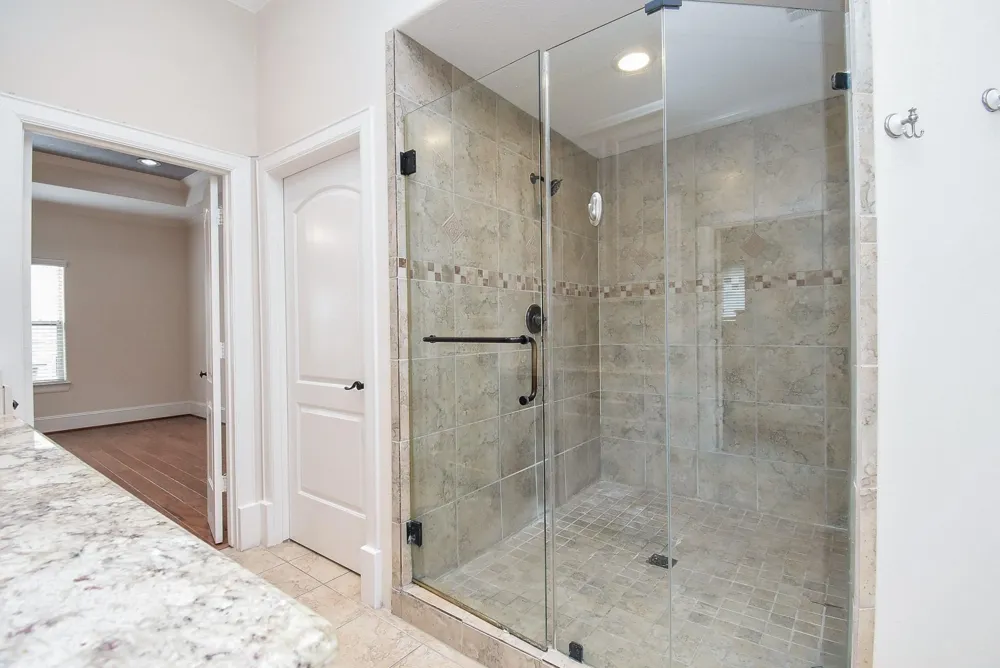 3213 Mcculloch Circle Houston, TX 77056