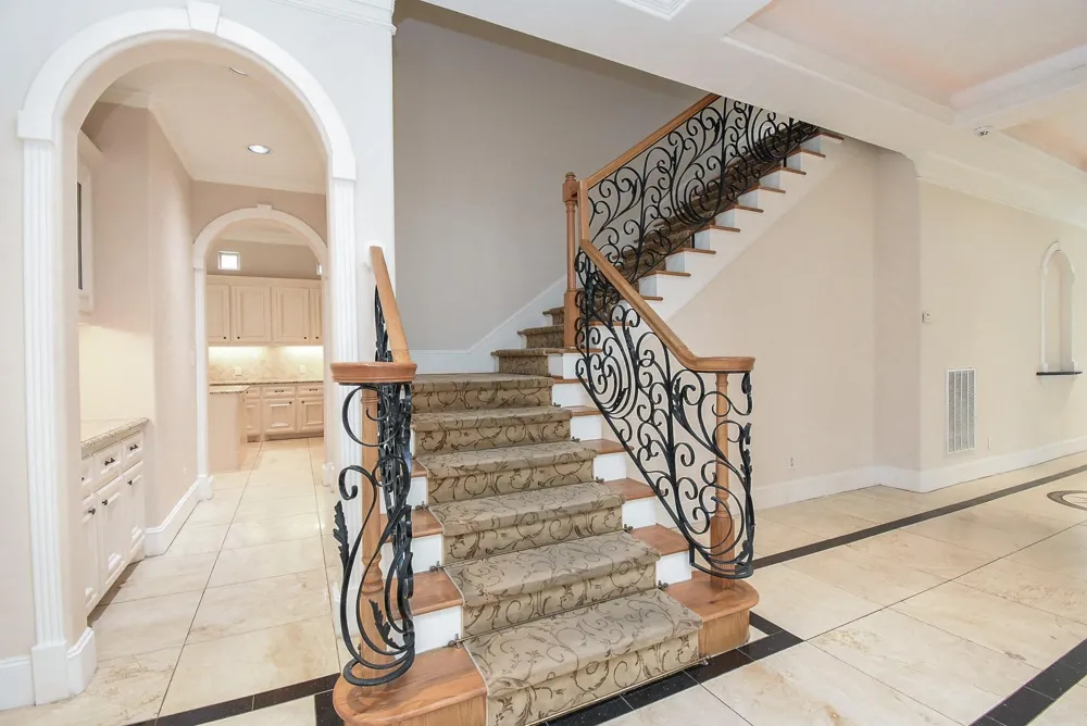 3213 Mcculloch Circle Houston, TX 77056