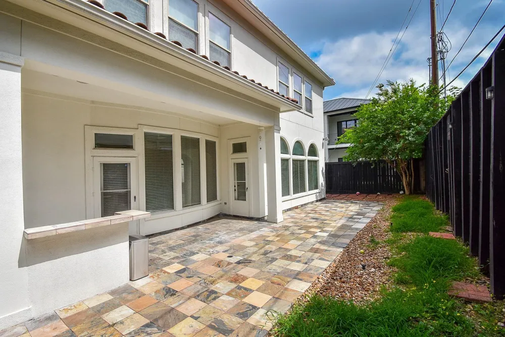3213 Mcculloch Circle Houston, TX 77056