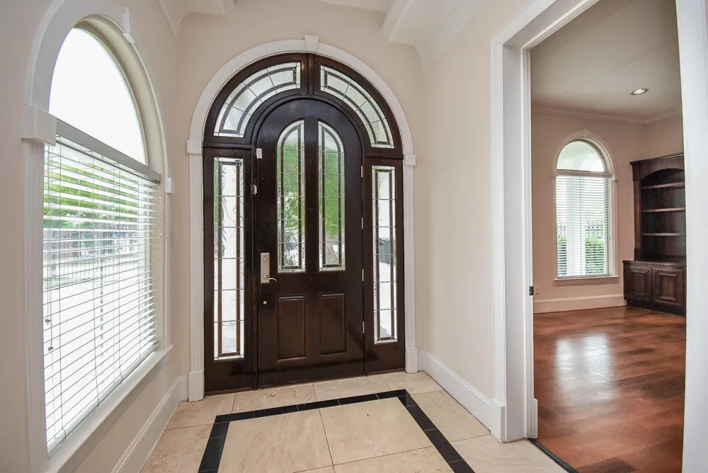 3213 Mcculloch Circle Houston, TX 77056