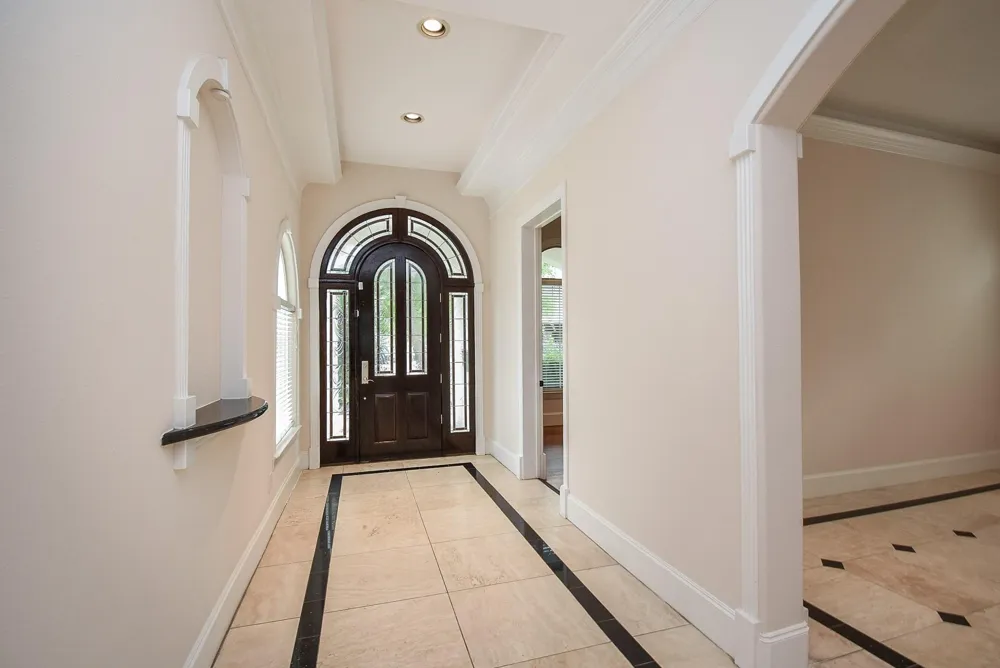 3213 Mcculloch Circle Houston, TX 77056