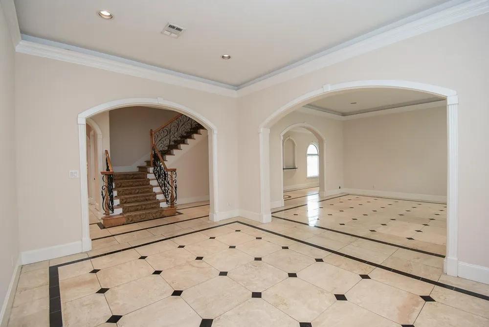 3213 Mcculloch Circle Houston, TX 77056