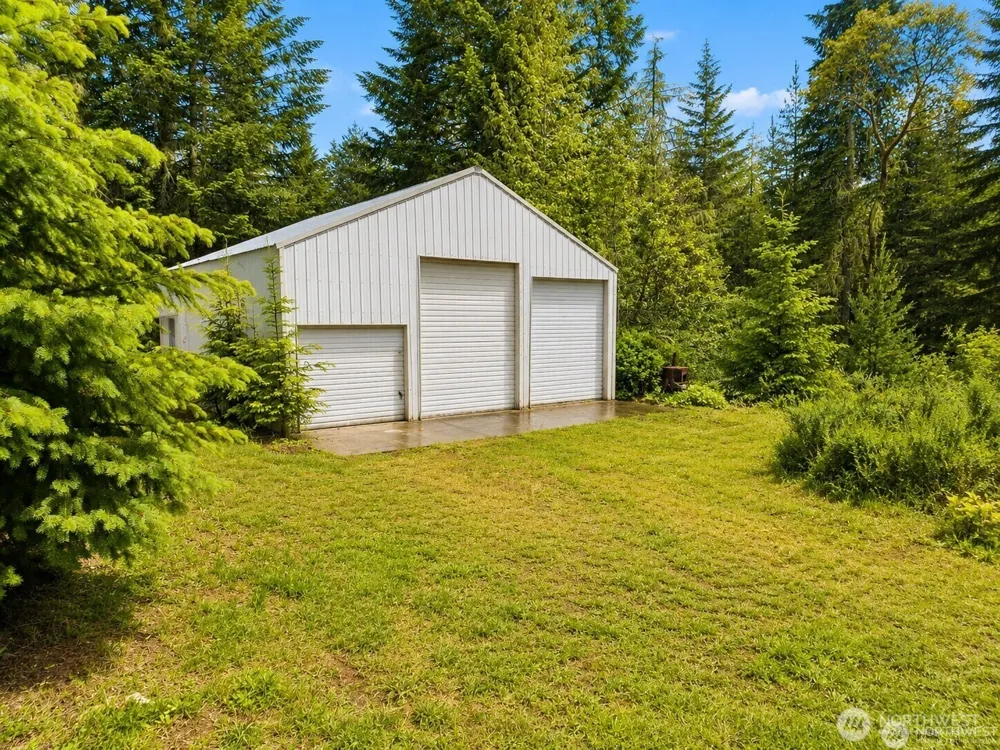1170 NE Shoe Lake Road Tahuya, WA 98588