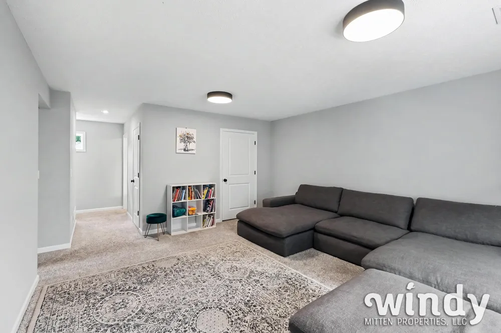 6996 W Cottage Lane NE Cannon Township, MI 49341