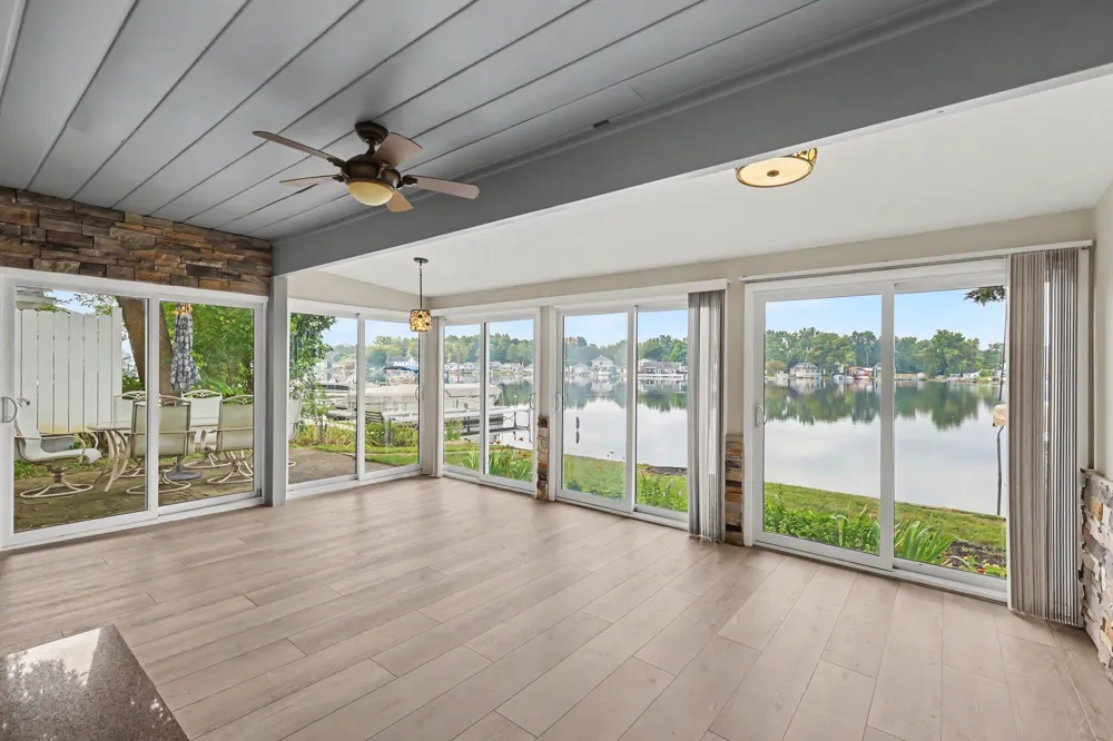 231 Lakeside Drive Leoni Township, MI 49254
