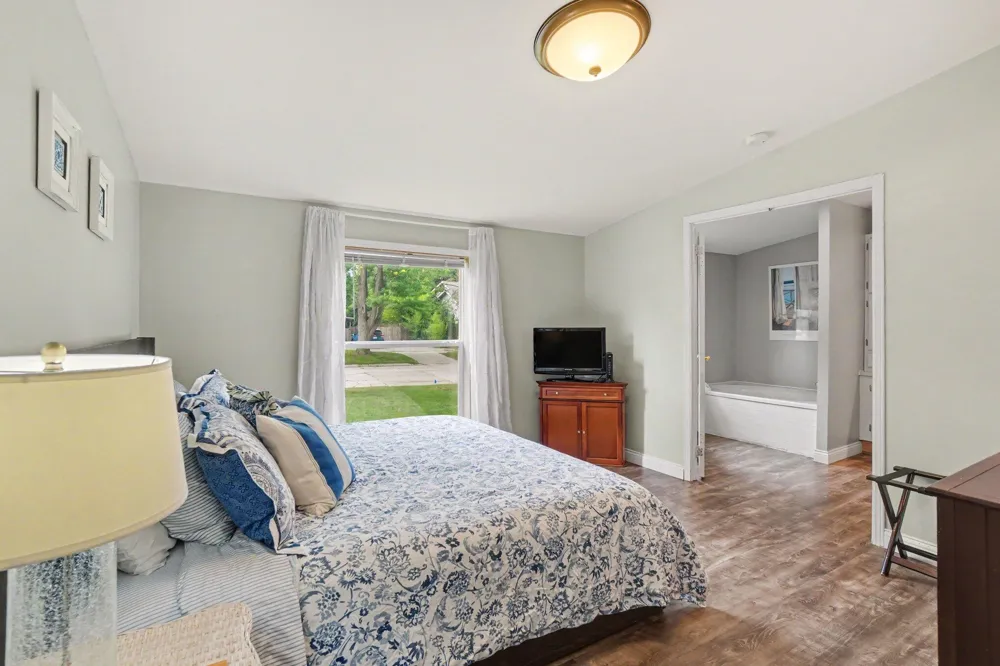 533 Humphrey Street South Haven City, MI 49090