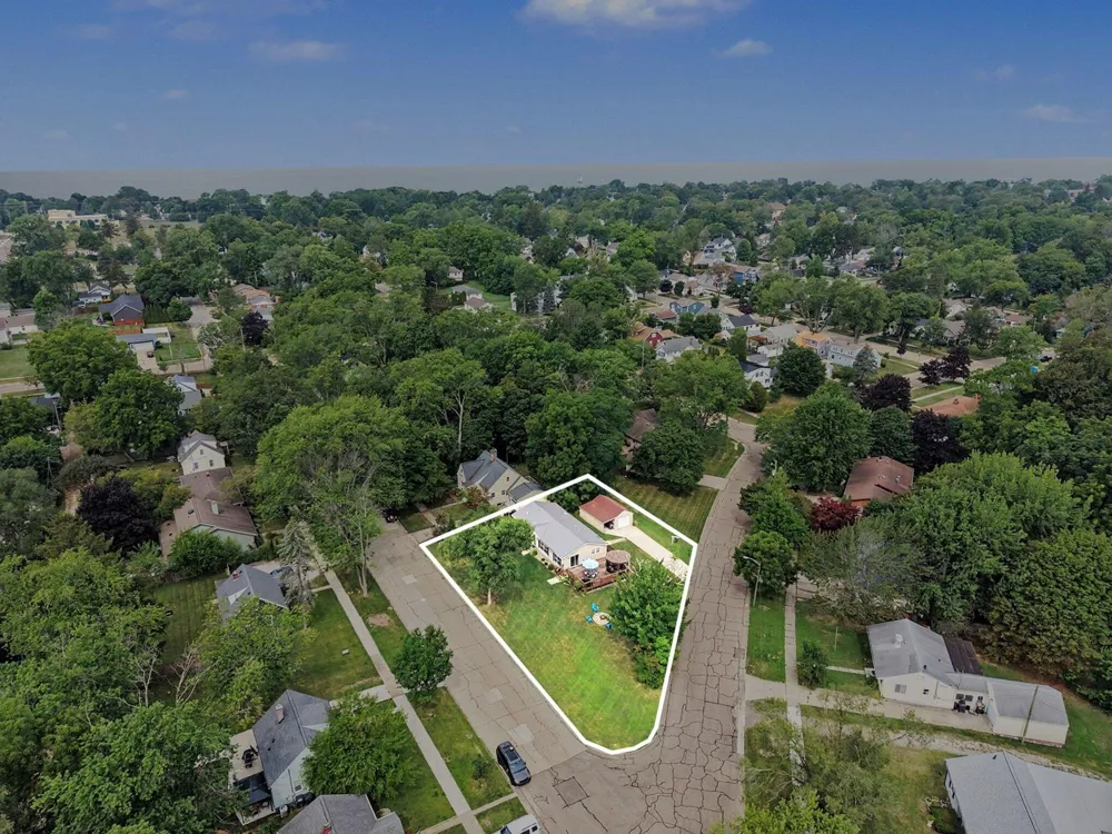 533 Humphrey Street South Haven City, MI 49090