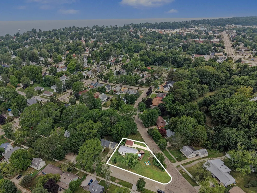 533 Humphrey Street South Haven City, MI 49090