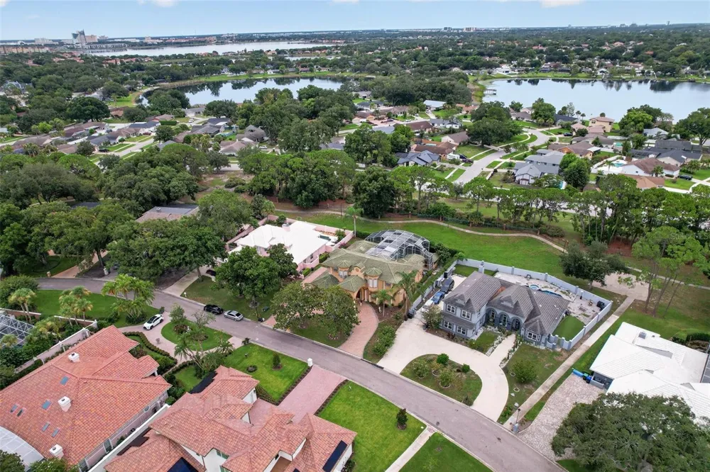 7957 S PARK PLACE Orlando, FL 32819