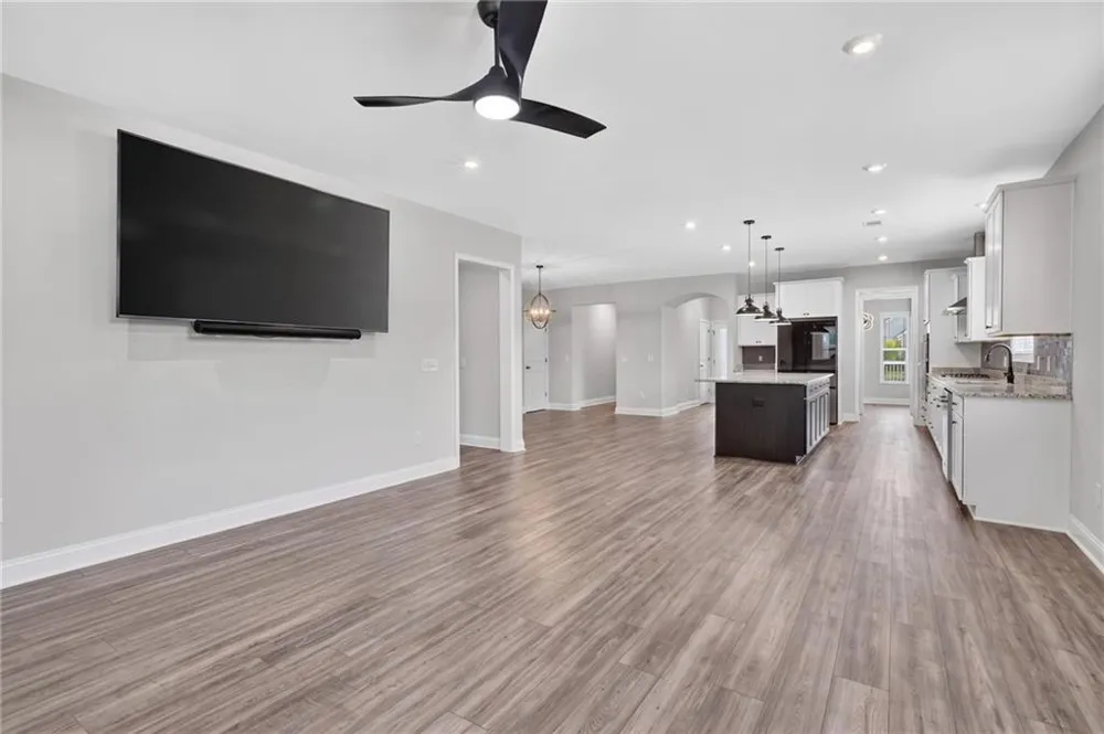 257 Heron Creek Drive Richmond Hill, GA 31324