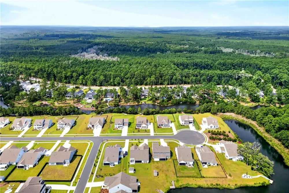 257 Heron Creek Drive Richmond Hill, GA 31324
