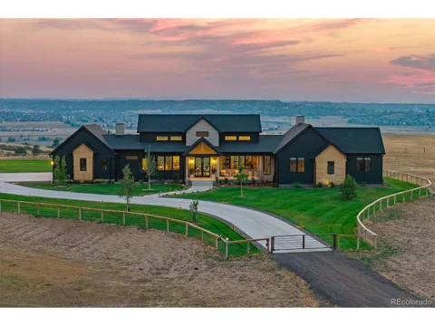 7497 Fox Creek Trail