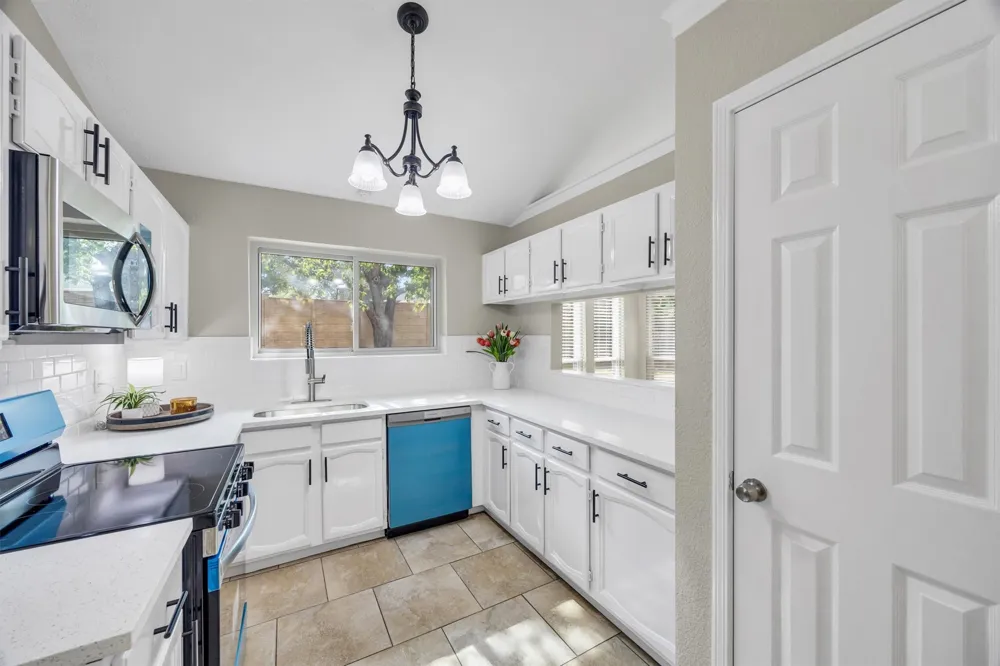 630 Berkley Drive Grapevine, TX 76051