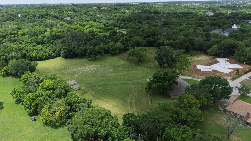 1215 Oakwood Trail Southlake, TX 76092