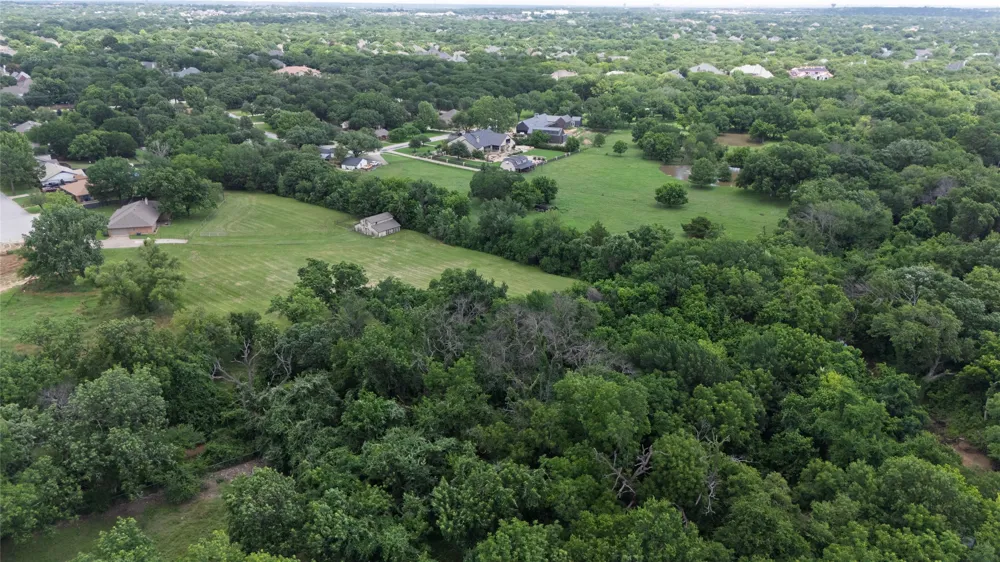 1215 Oakwood Trail Southlake, TX 76092