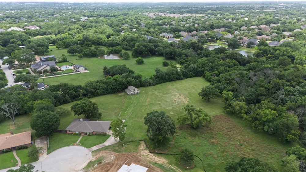 1215 Oakwood Trail Southlake, TX 76092