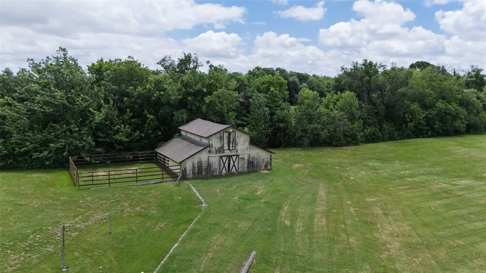 1215 Oakwood Trail Southlake, TX 76092