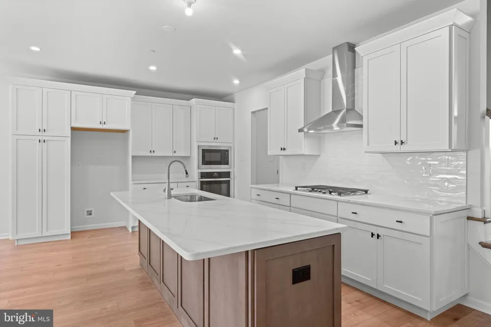 11 TULLOW HILL DRIVE Kennett Square, PA 19348