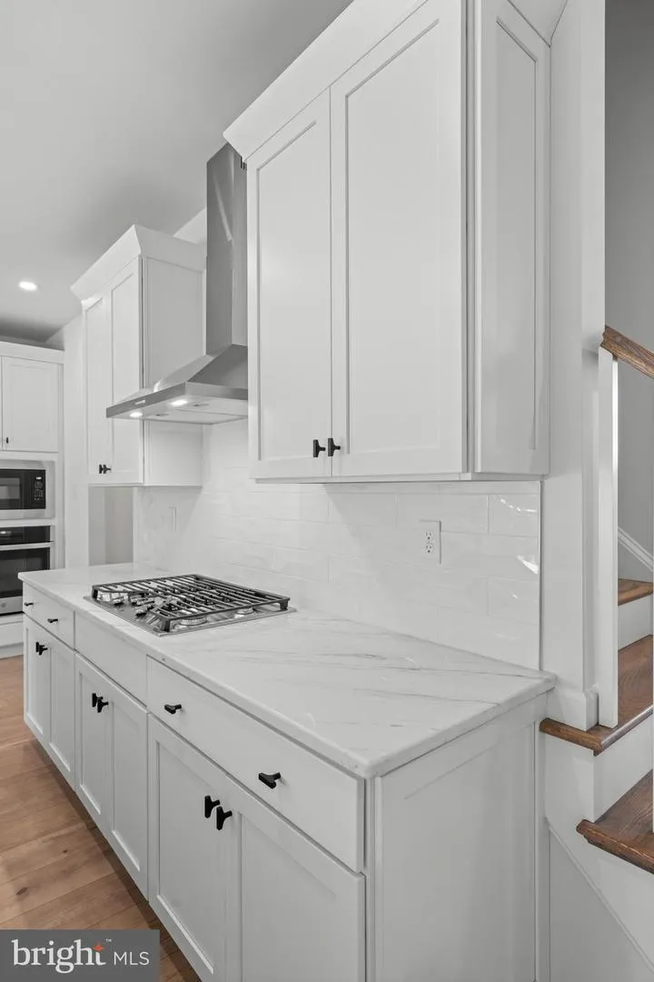 11 TULLOW HILL DRIVE Kennett Square, PA 19348