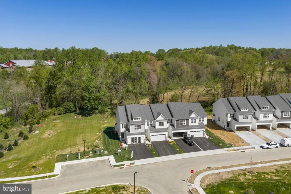 11 TULLOW HILL DRIVE Kennett Square, PA 19348