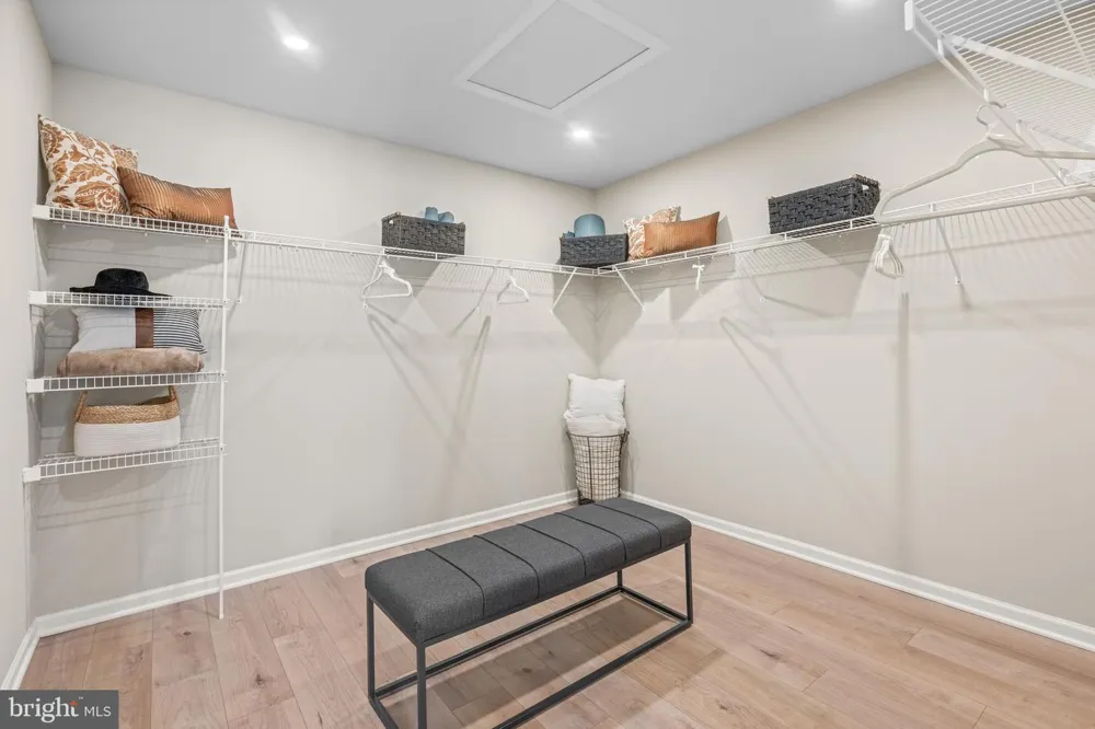 11 TULLOW HILL DRIVE Kennett Square, PA 19348