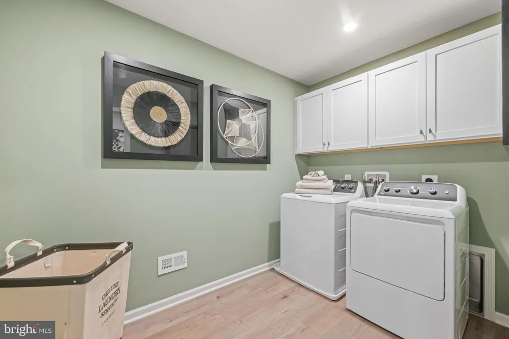 11 TULLOW HILL DRIVE Kennett Square, PA 19348