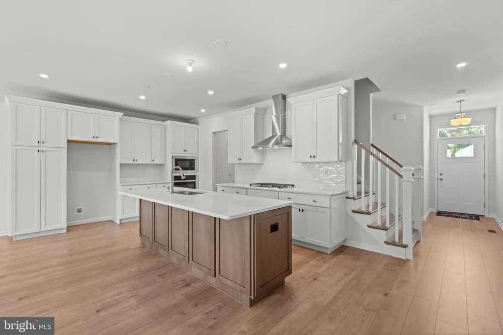 11 TULLOW HILL DRIVE Kennett Square, PA 19348