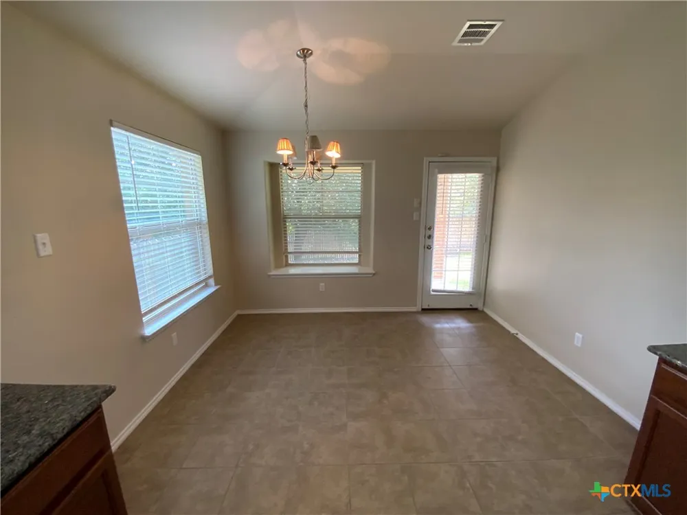 5911 Hopkins Drive Temple, TX 76502