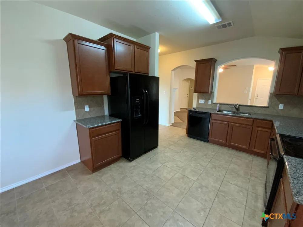 5911 Hopkins Drive Temple, TX 76502