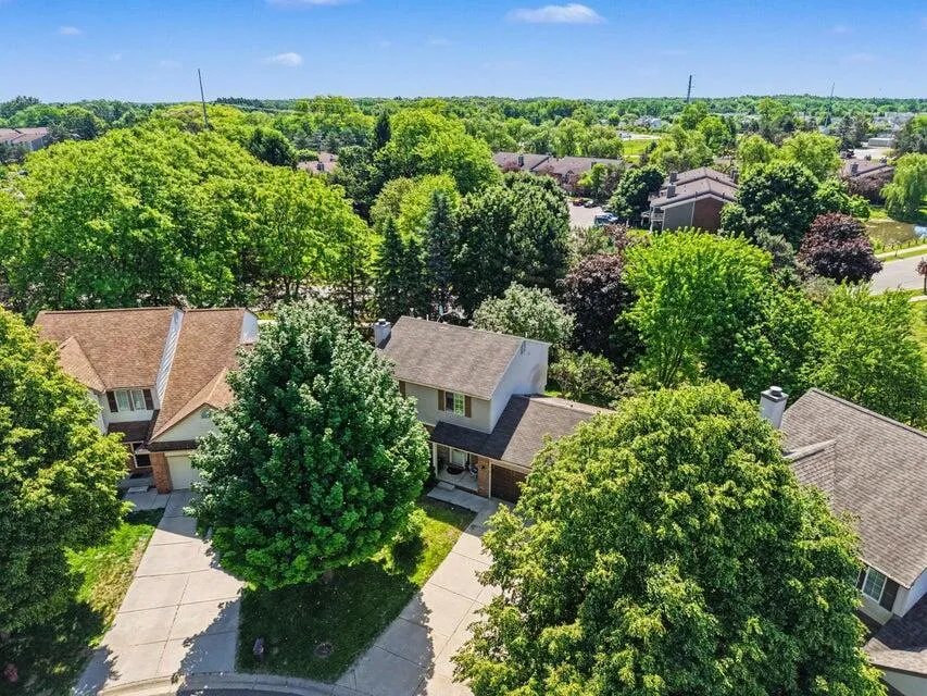 4598 Connor Court #48 Ypsilanti, MI 48197