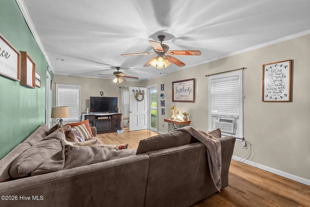 1951 Mary Tate Road Pink Hill, NC 28572