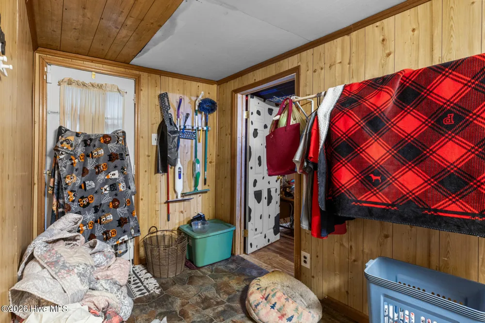 1951 Mary Tate Road Pink Hill, NC 28572