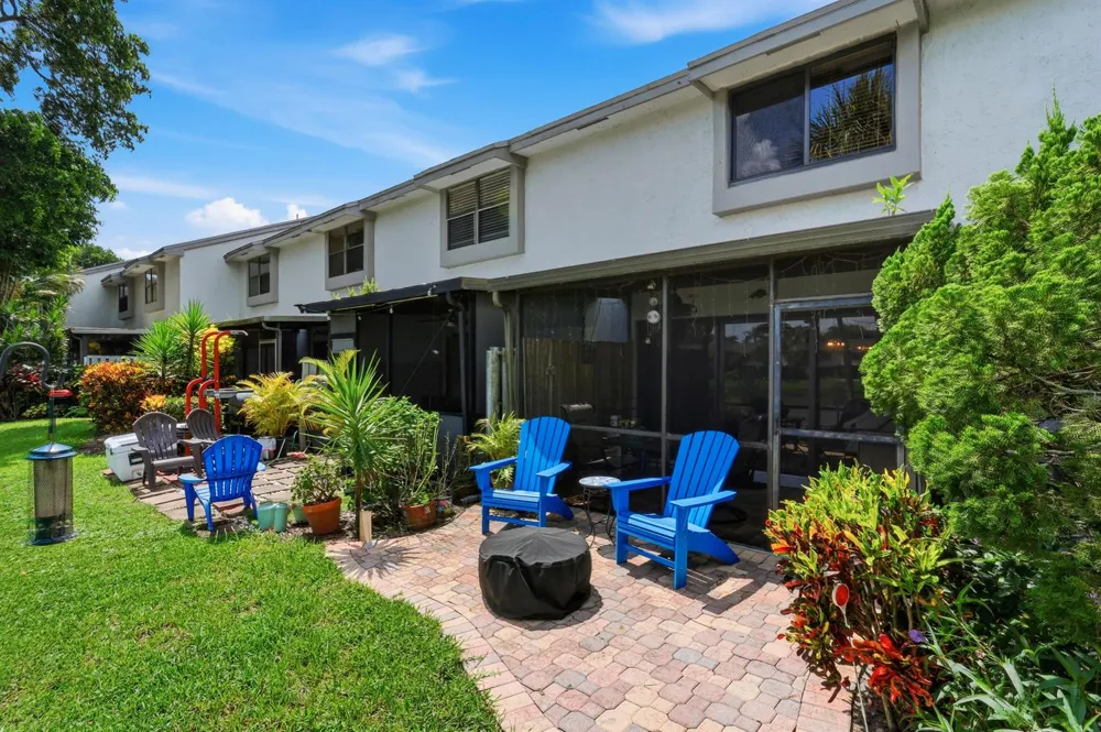 3435 CARAMBOLA CIRCLE S #2462 Coconut Creek, FL 33066