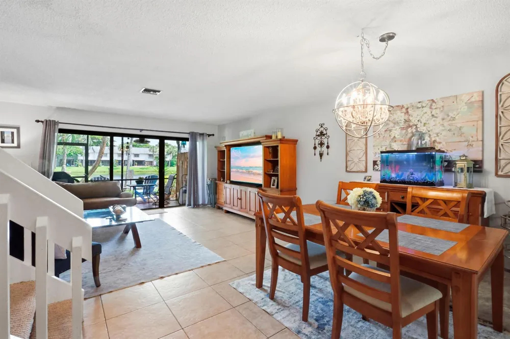 3435 CARAMBOLA CIRCLE S #2462 Coconut Creek, FL 33066
