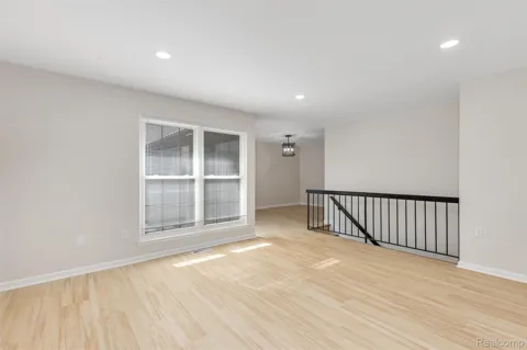 40526 Newport Drive