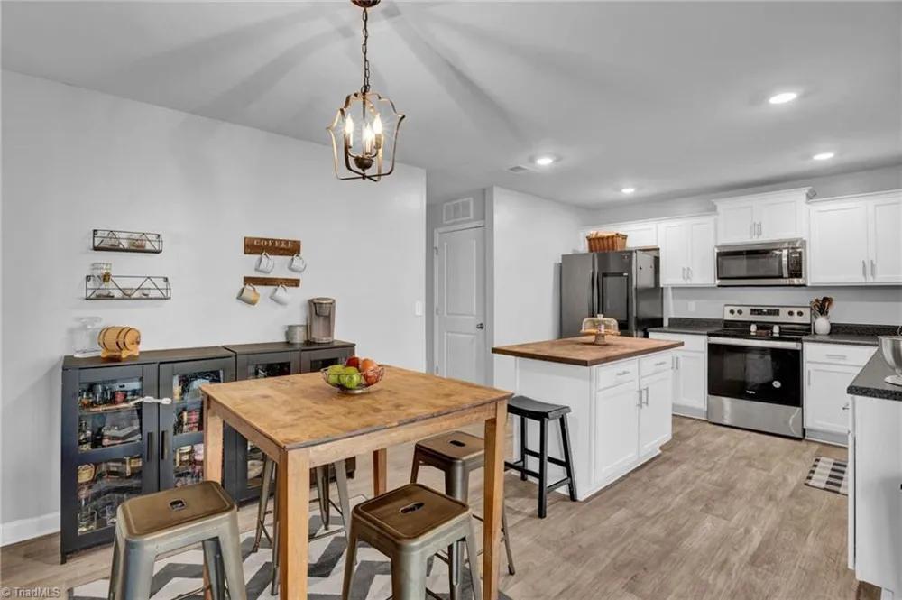 245 Naples Road Lexington, NC 27295