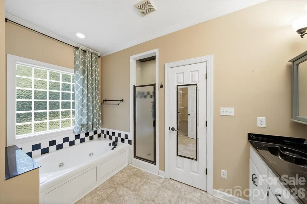 4619 Lenden Hall Court Gastonia, NC 28056