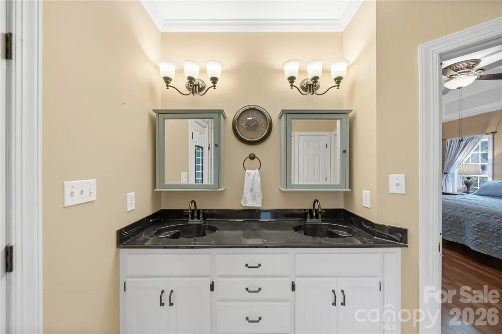 4619 Lenden Hall Court Gastonia, NC 28056